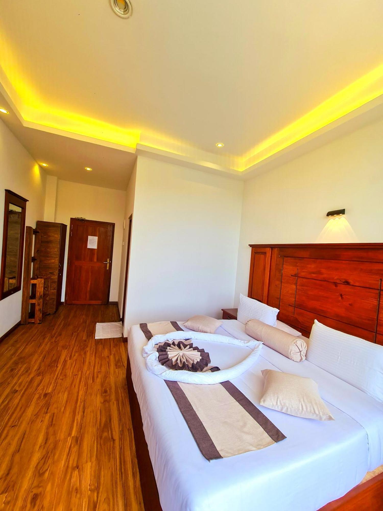 Top Rich Hotel Nuwara Eliya Extérieur photo