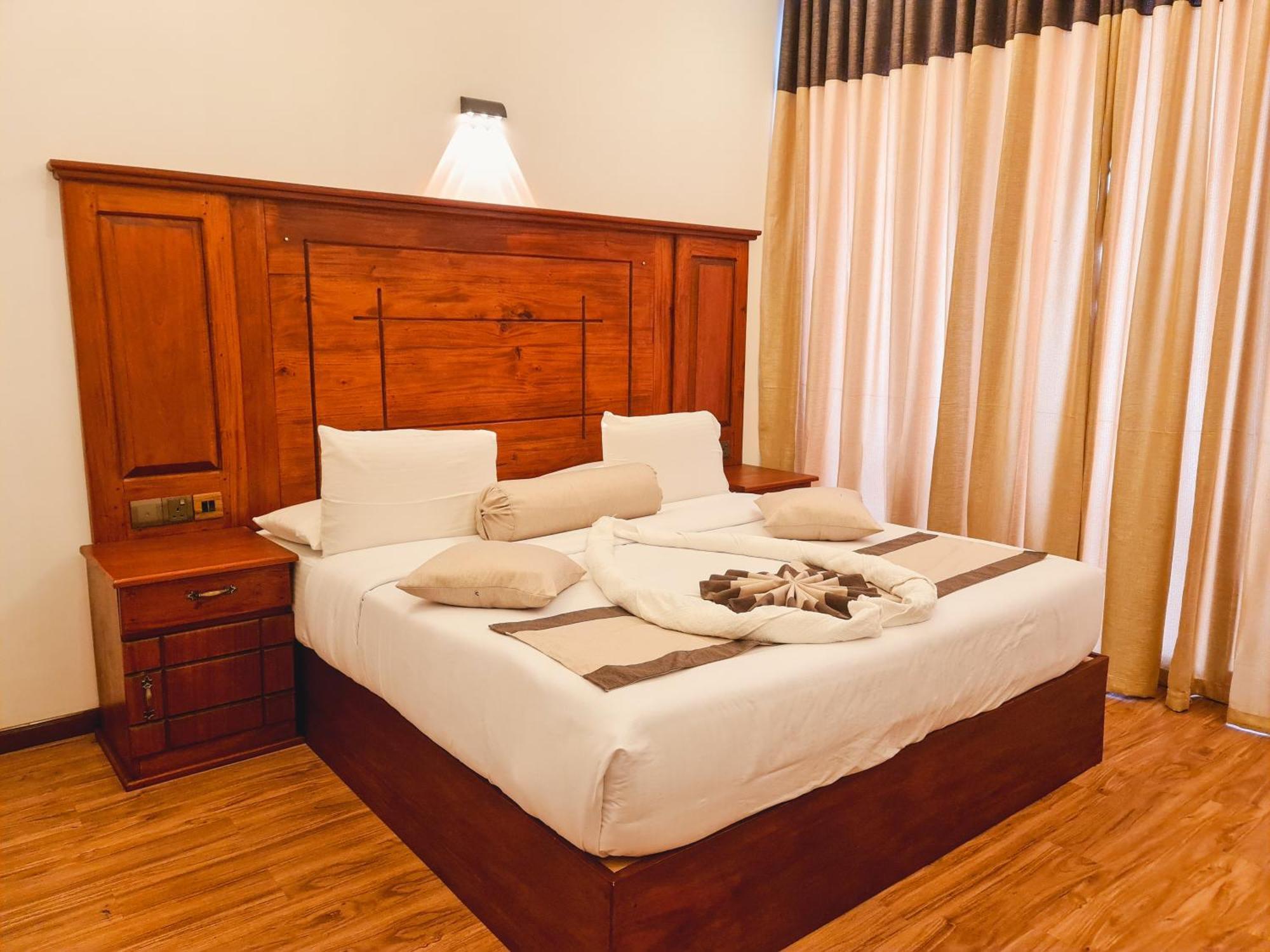 Top Rich Hotel Nuwara Eliya Extérieur photo